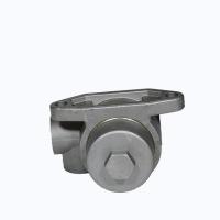 Oil Filter Head Sk200-6 Fuel Filter Head Base for Excavator Engine Parts Sk200-6 Oil Filter Head Fuel Seat