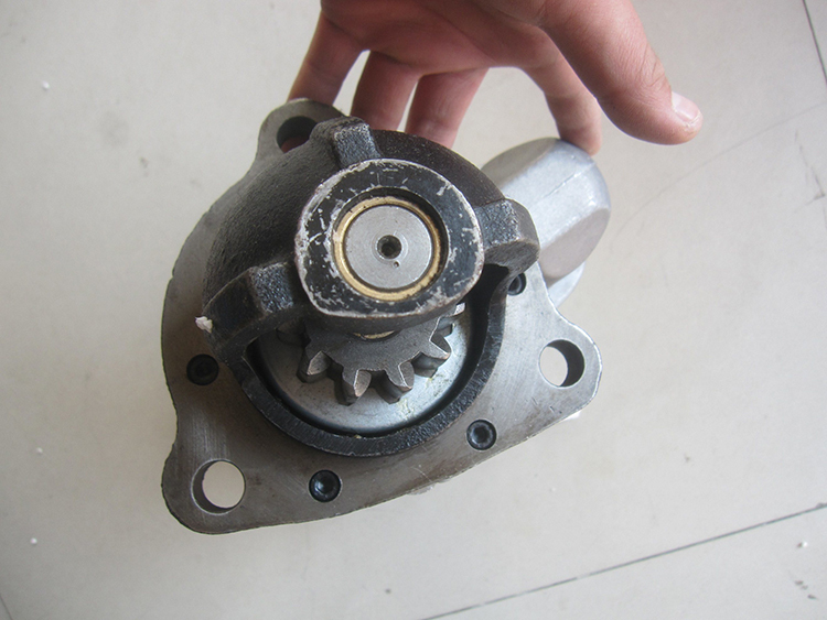 Chinese Manufacturer Starter Motors for Excavators Mdp300-1 PC400-6 6D125 24V 7.5kw 11t 46mm 600-813-4530 600-813-4670 Starting Motor Assy