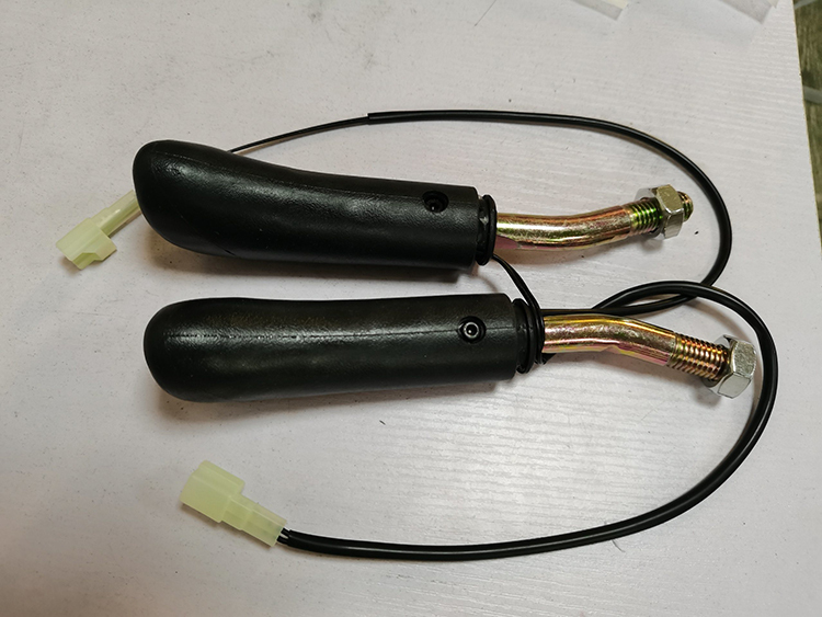 High Quality Hydraulic Pilot Control System/Operationg Rod /Boot&Handle for Excavators Komatsu Kobelco Hitachi Sk200-3 Sk200-5 Ect.