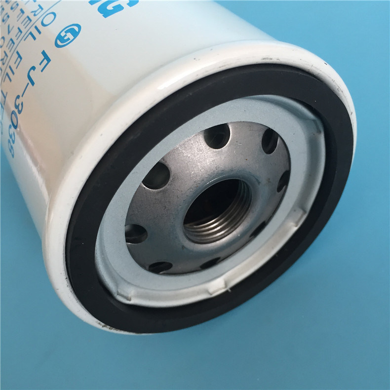 Excavator Good Quality Oil/Fuel/Water/Air/Hydraulic Filter Fj-3038 Lf700 P554408 2654408 Oil Filter