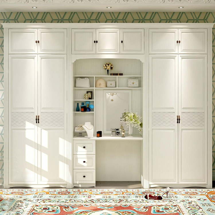 مجموعة خزانة ملابس خشبية بيضاء حديثة التصميم مع مرآة للزينة