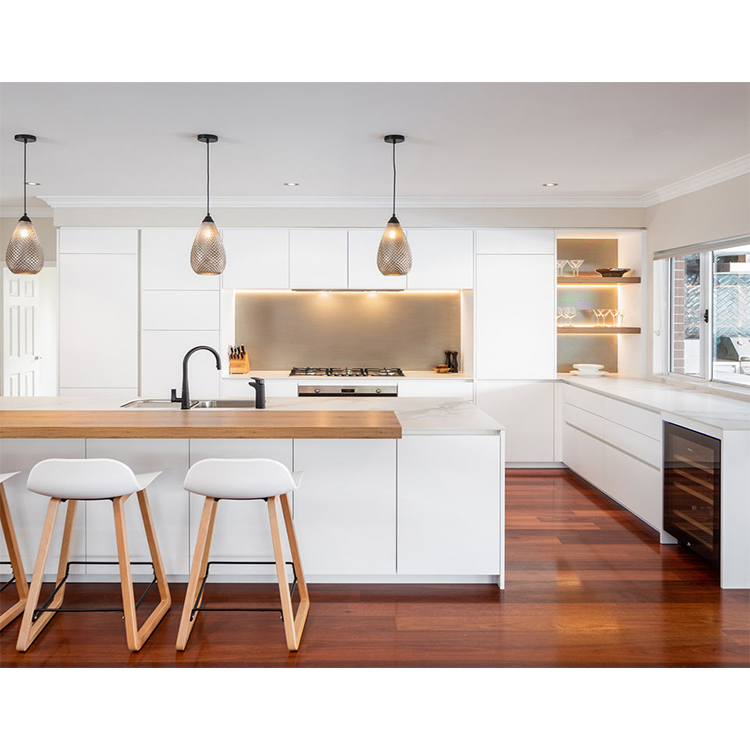 Modern White Matt Finish Lacquer Kitchen Cabinet with Island