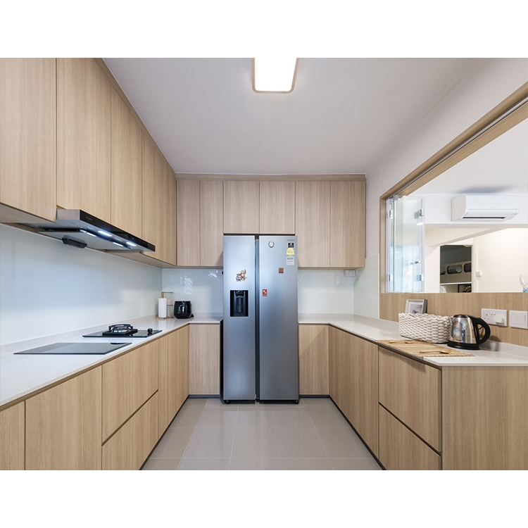 Design moderno de armários de cozinha com acabamento em melamina de grão de madeira marrom