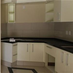 Modern glossy black and white kitchen cabinet in Netherlands-Hanse