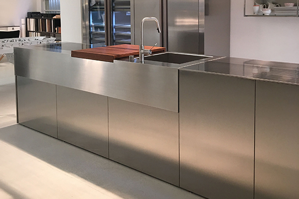 metal kitchen cabinets