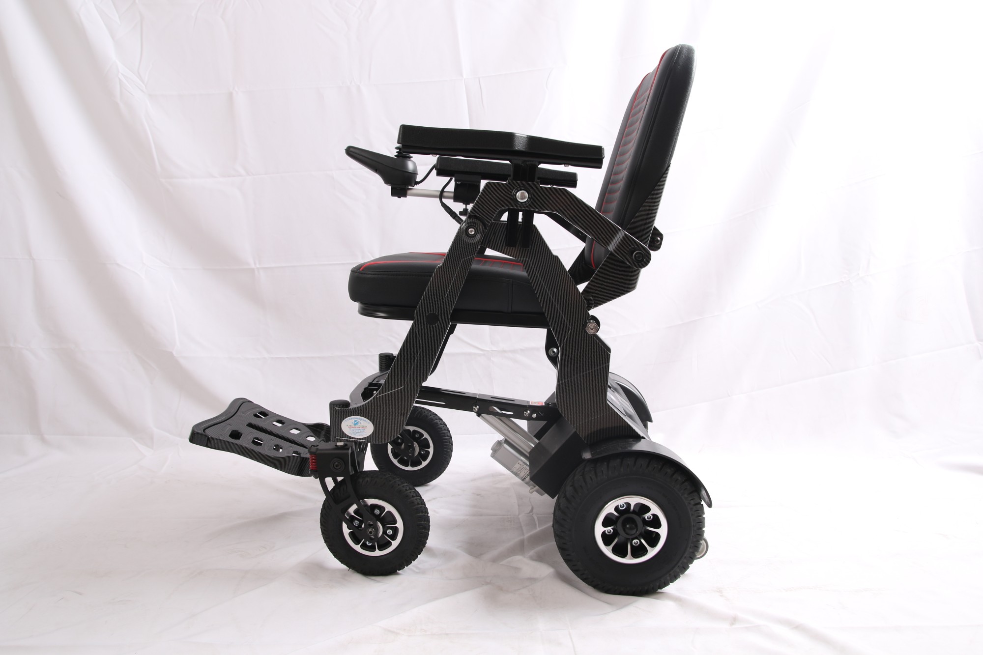 Supply New Design Heavy Duty Multi Functional Electric Power Wheelchair