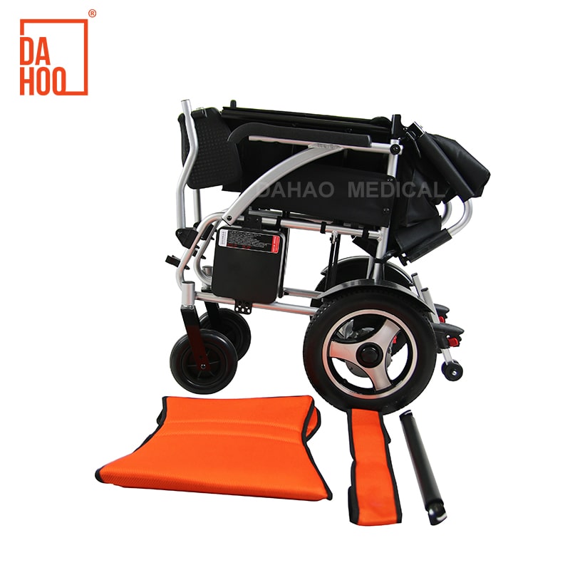 Lightweight and Durable Intelligent Portable Electric Wheelchair