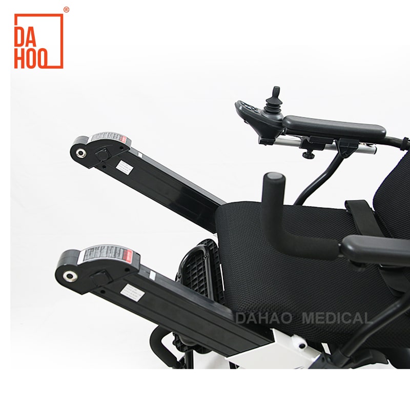 120kg Capacity Multi Fun Electric Power Wheelchair ( Brushless Motor)
