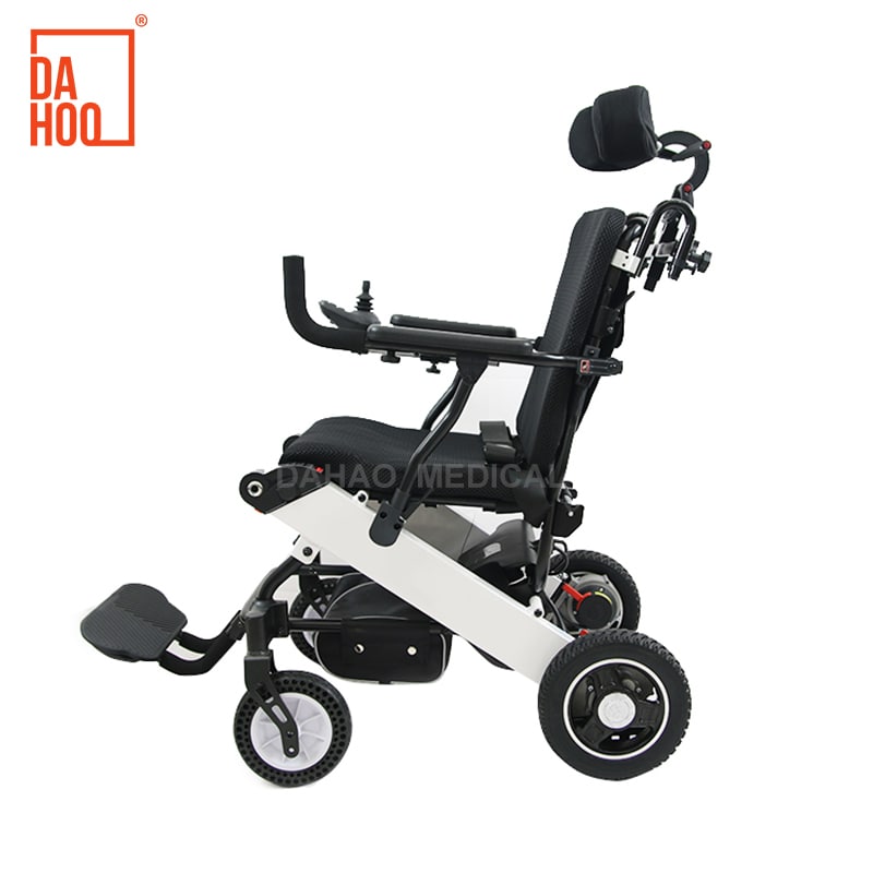 120kg Capacity Multi Fun Electric Power Wheelchair ( Brushless Motor)