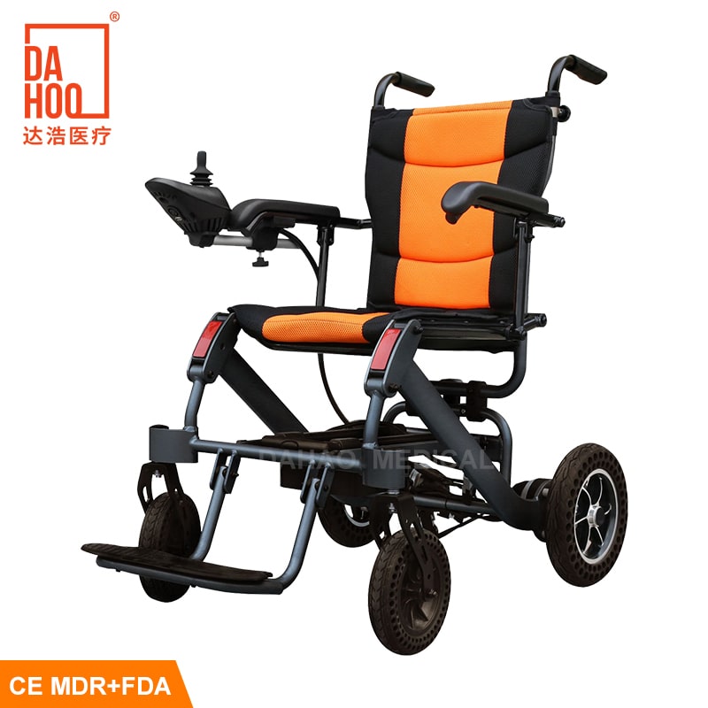 Leichter elektrischer Rollstuhl im neuen Design mit Bürstenmotor