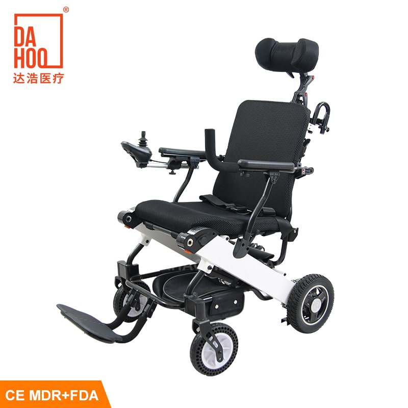 120kg容量多功能电动轮椅（无刷电机）