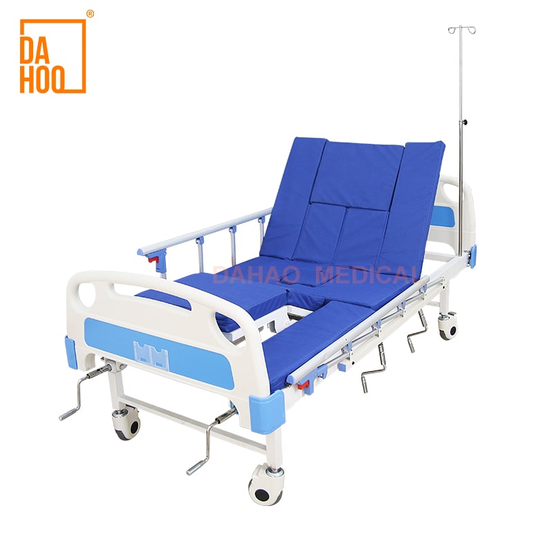 Multifunctional manual home care bed turning function bed