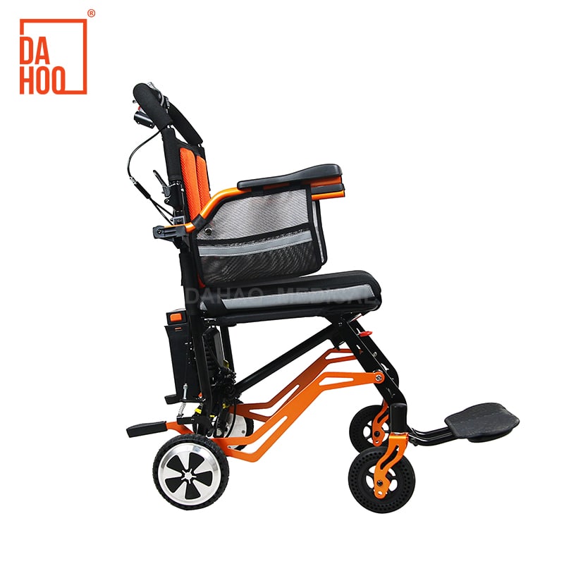 High-Performance Electric Wheelchair with Quick Fold and Detachable Battery