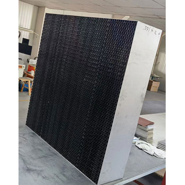 Customized steel honeycomb core