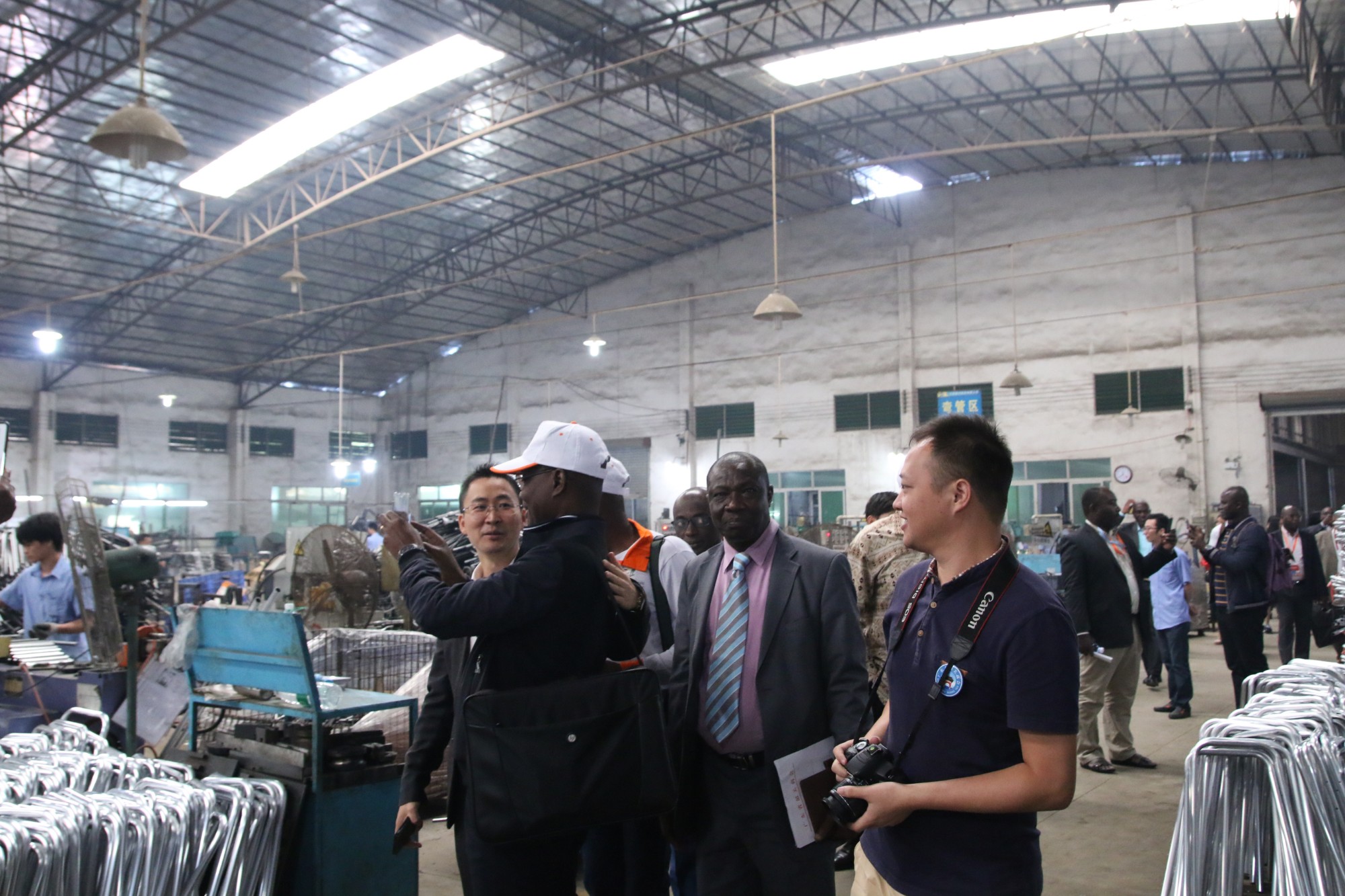 Cutomer visiting factory