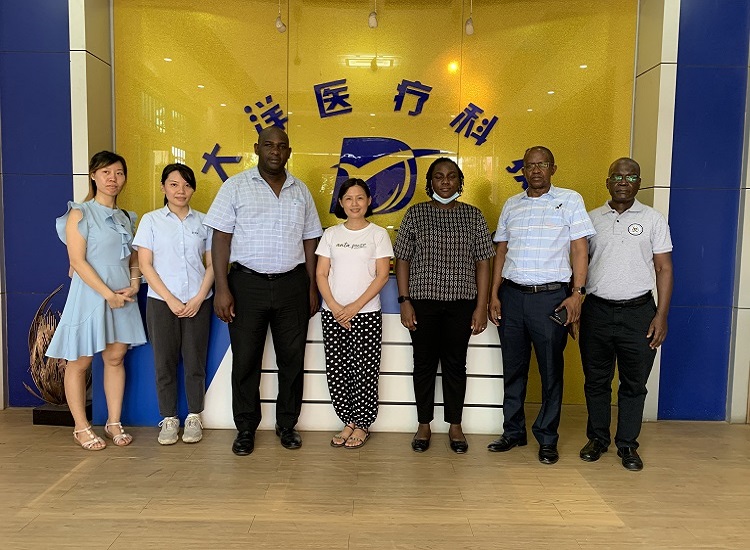 The Consul General of the Republic of Uganda in Guangzhou and his delegation visited Dayang Medical