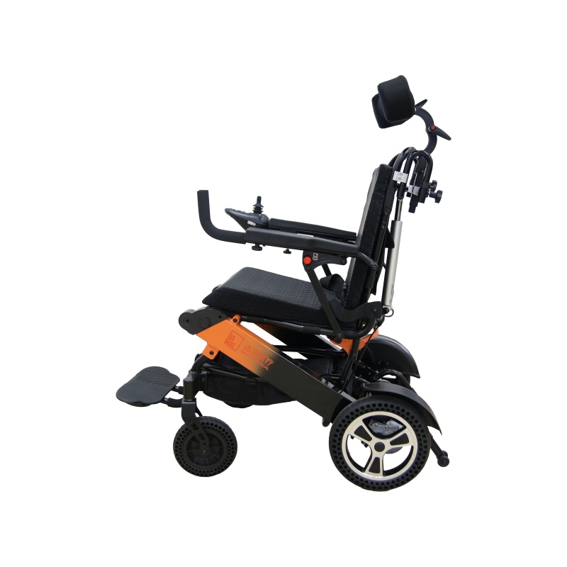 Electric Wheelchair with Electrically Controlled Reclining Function