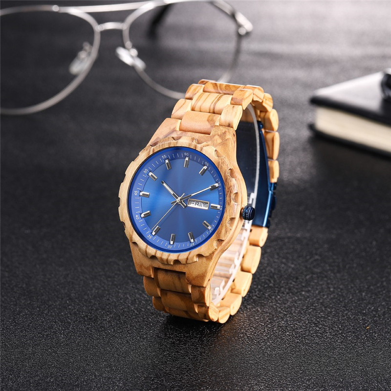自動竹木製腕時計