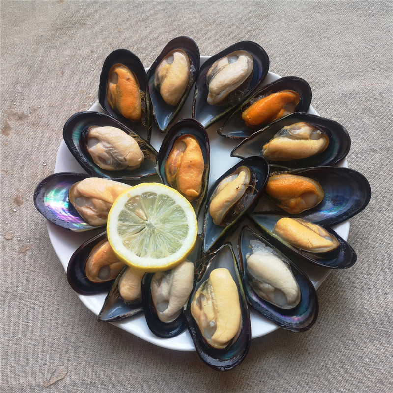 frozen boiled half shell mussel