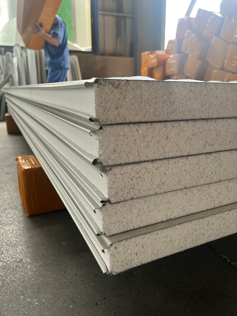 Case Study: Thailand Chicken Farm PU & PVC Sandwich Panel Solution