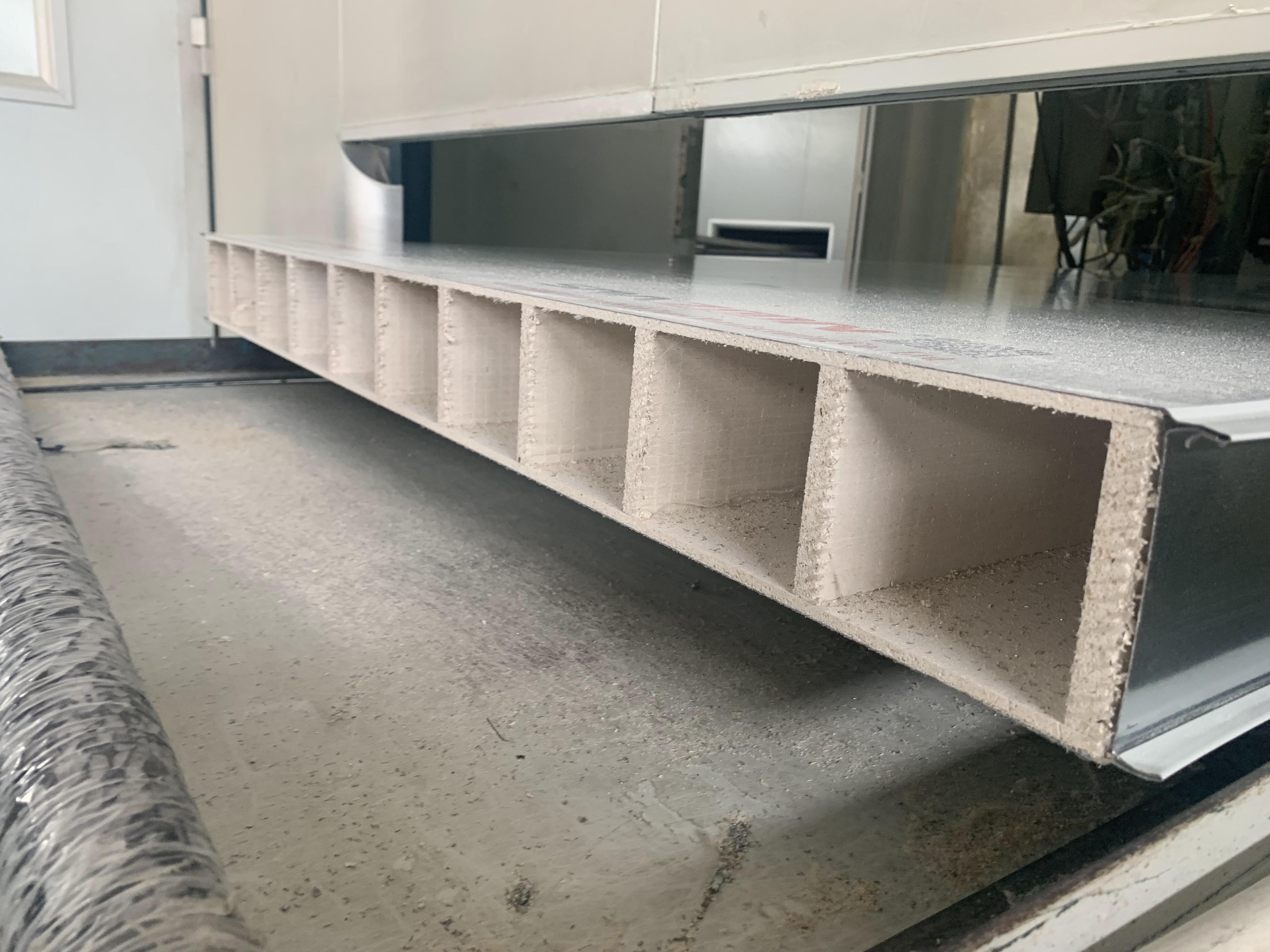 magnesium oxysulfate cleanroom panels moisture regain bubbling