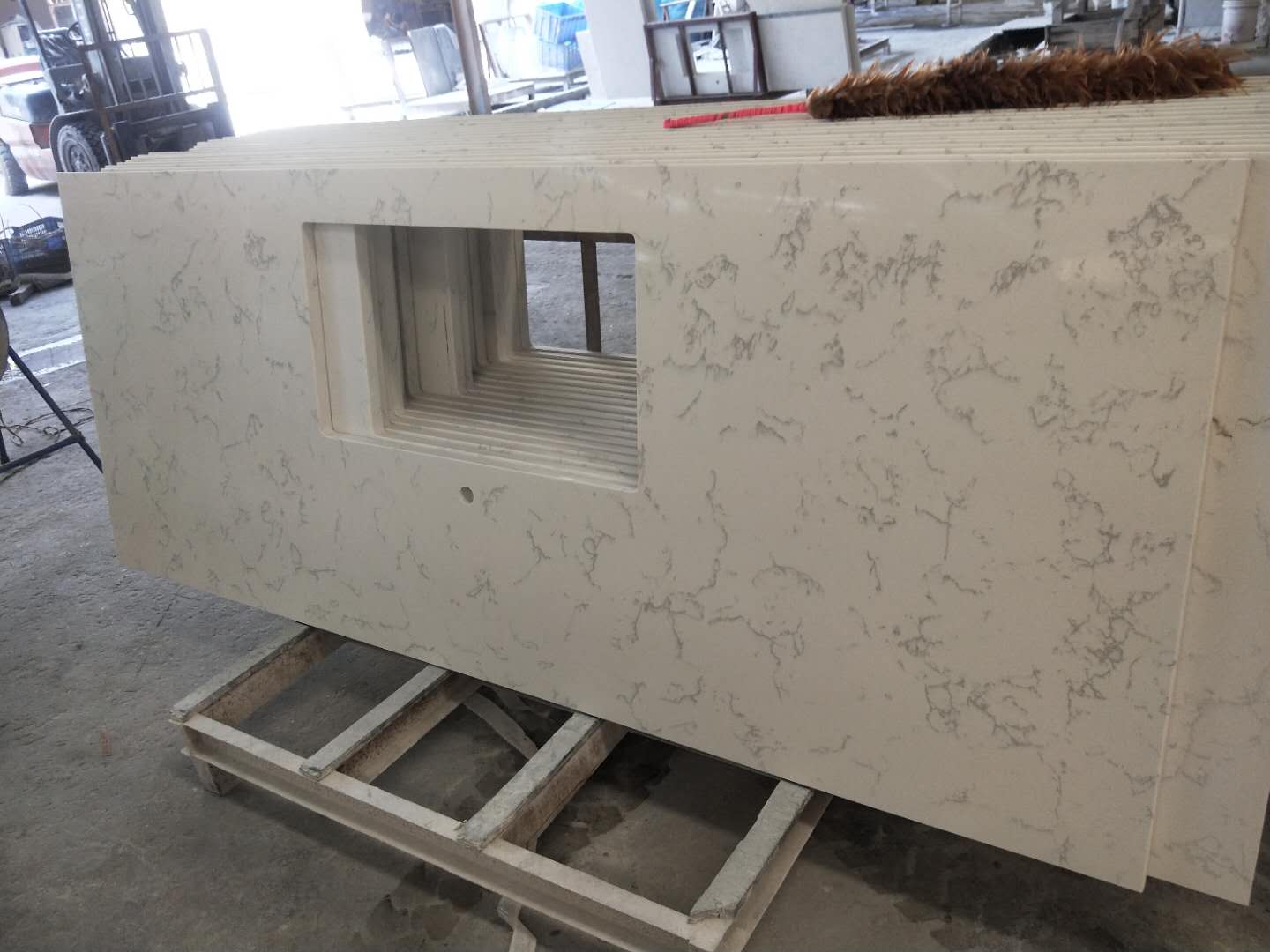 Customize Quartz Slabs