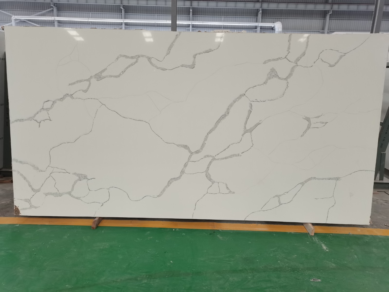 Beige Quartz Stone Slab