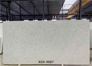 Modrá červená kremenná kamenná doska