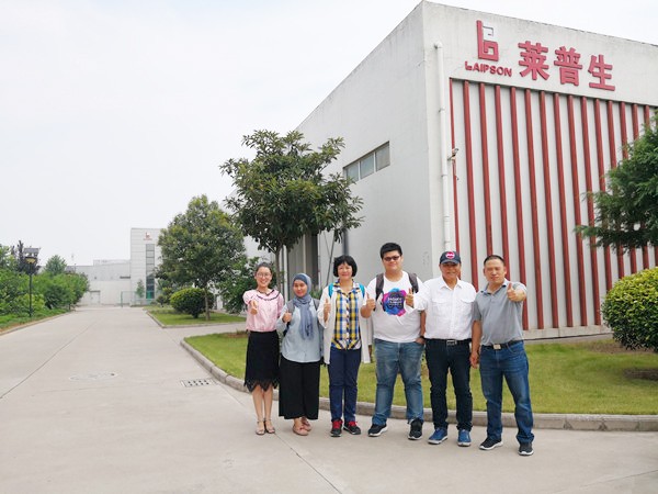 شريك علامة الأذن من ماليزيا