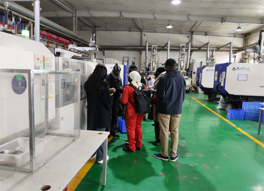 uhf rfid cow ear tag for farm