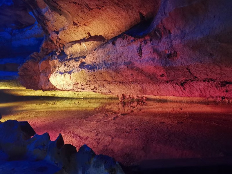 Beleuchtungsprojekt in der Yuhua-Höhle