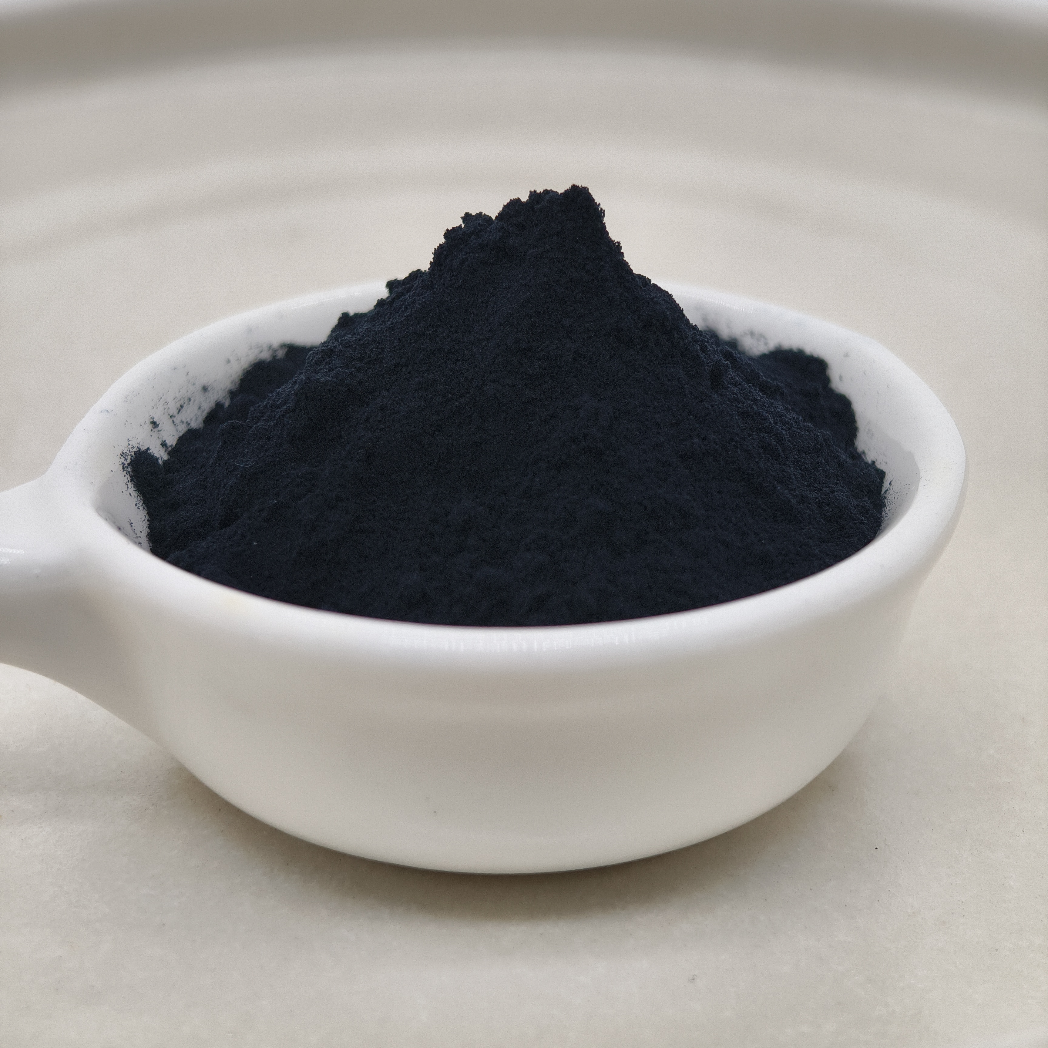 Natural blue food coloring