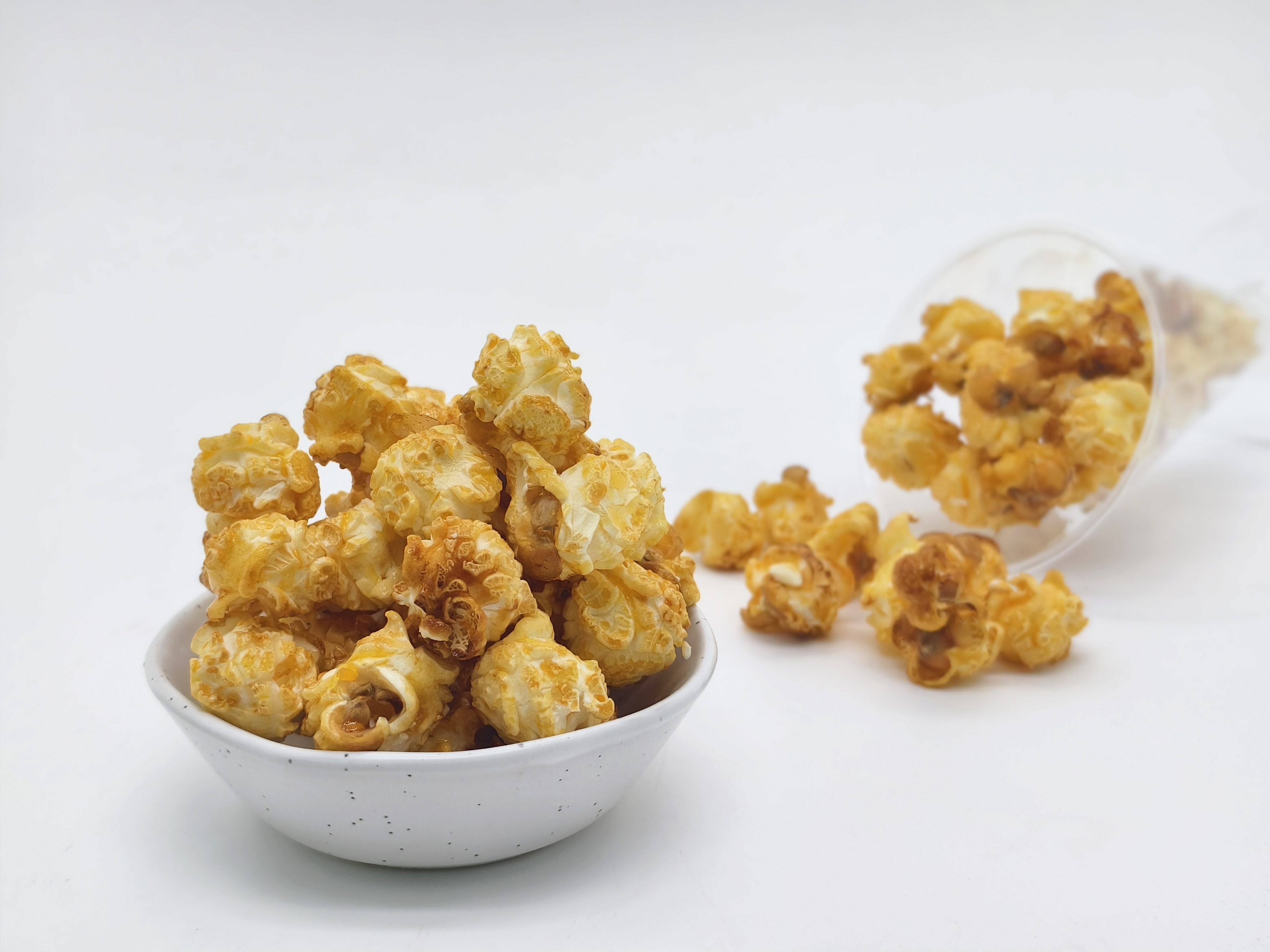 Natural yellow food coloring