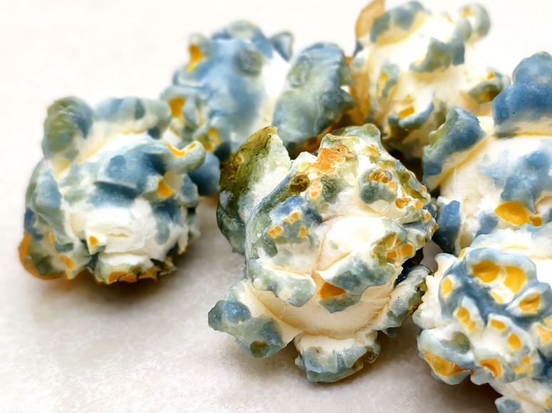 Natural blue food coloring