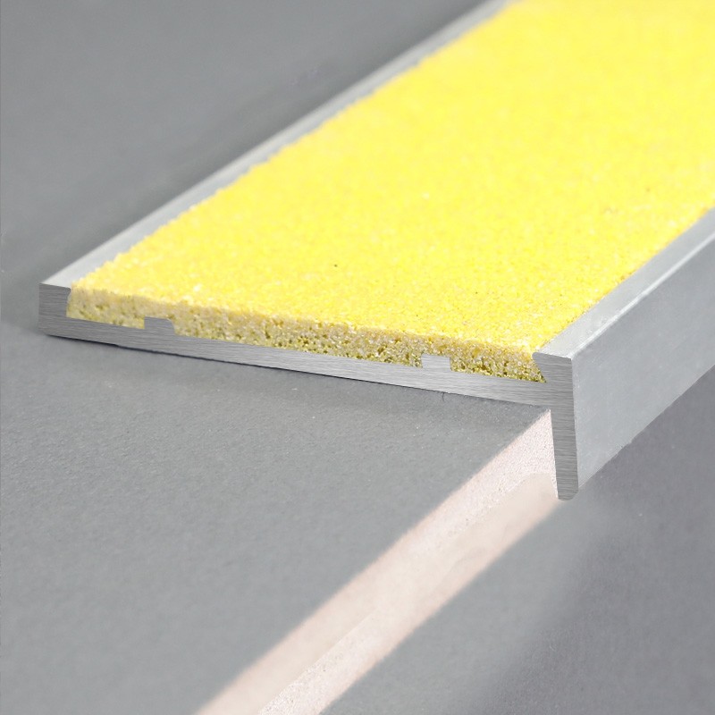 Aluminium Yellow Carborundum Insert Outdoor Stair Nosing FSW3 Factory