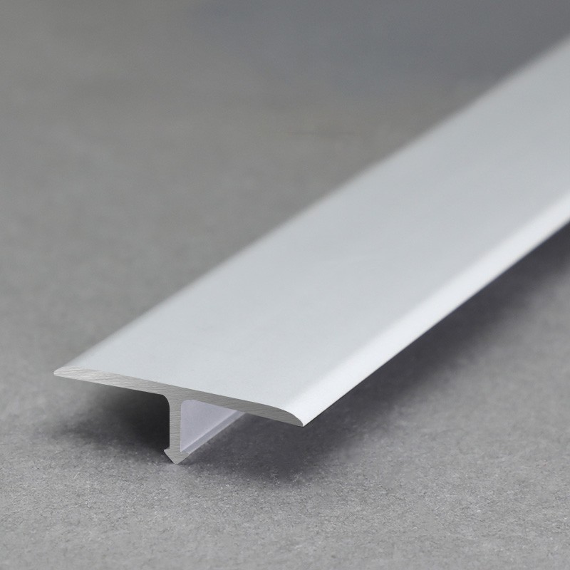 T-förmiges, flaches Fliesenprofil aus Aluminium matt silber DT