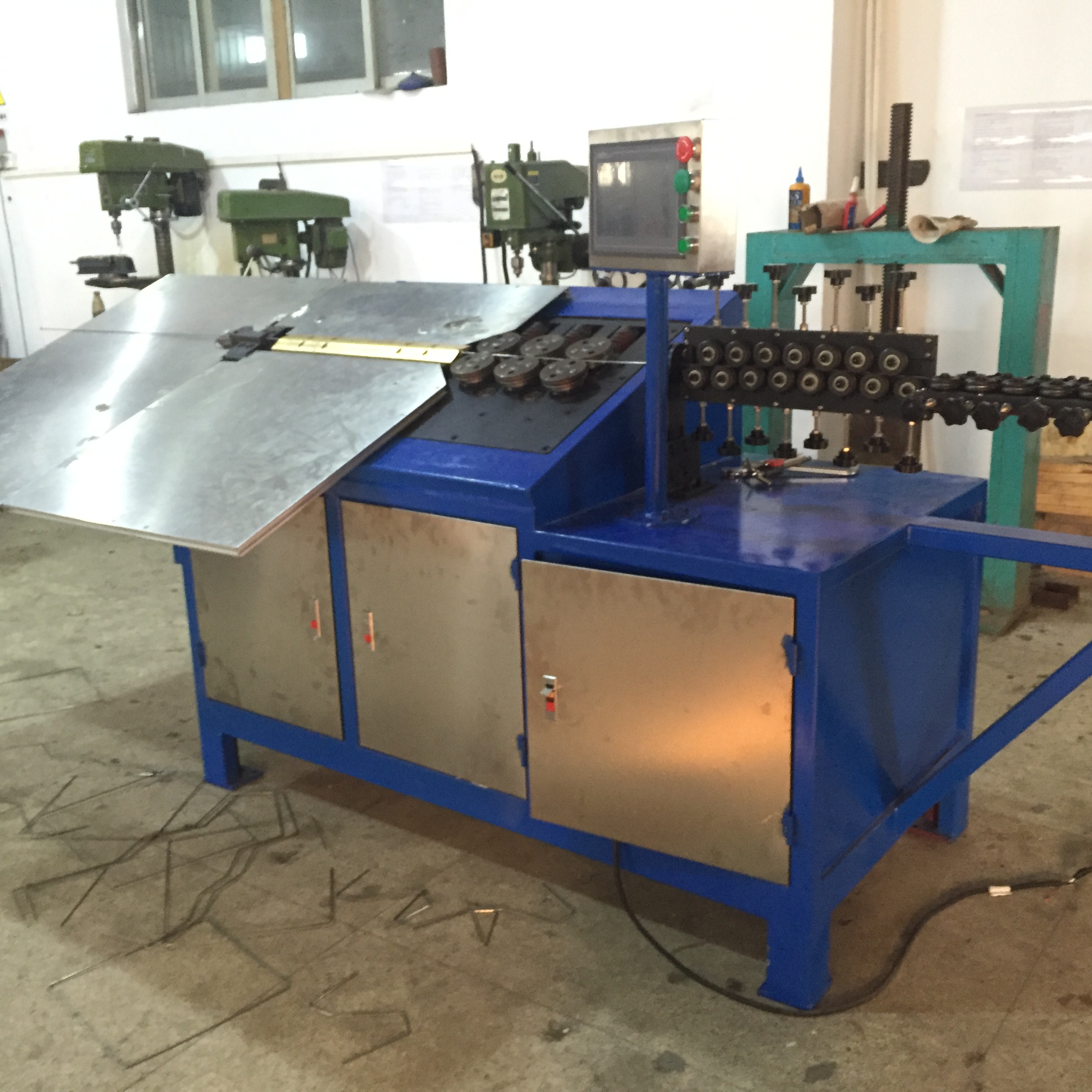 2D Automatic Wire Bending Machine