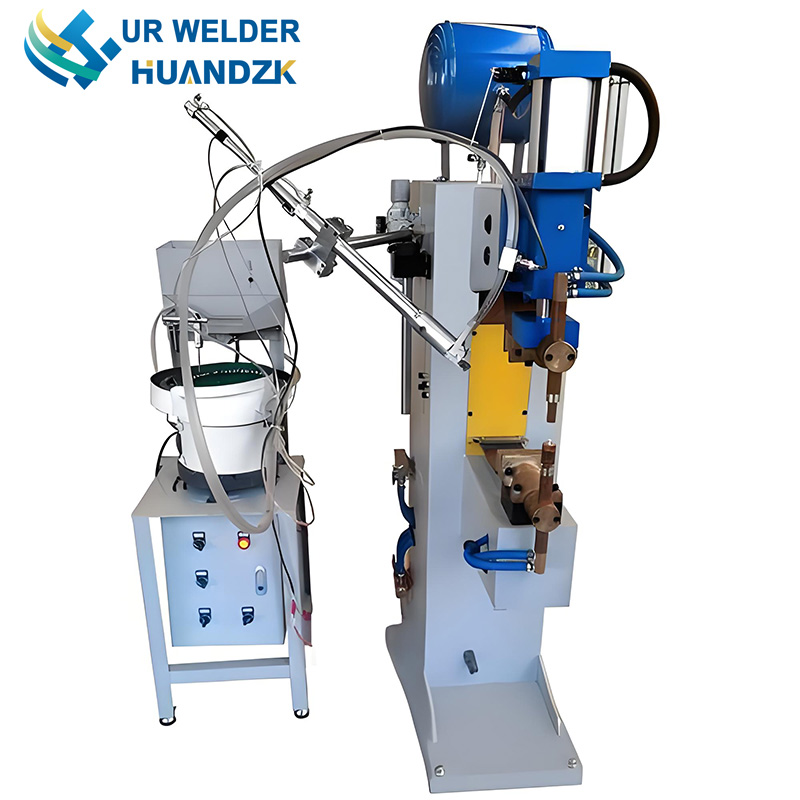 Nut automatic feeding welding machine