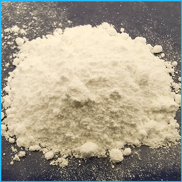Tetrahidrato de citrato de calcio en polvo cristalino usado como aditivo alimentario