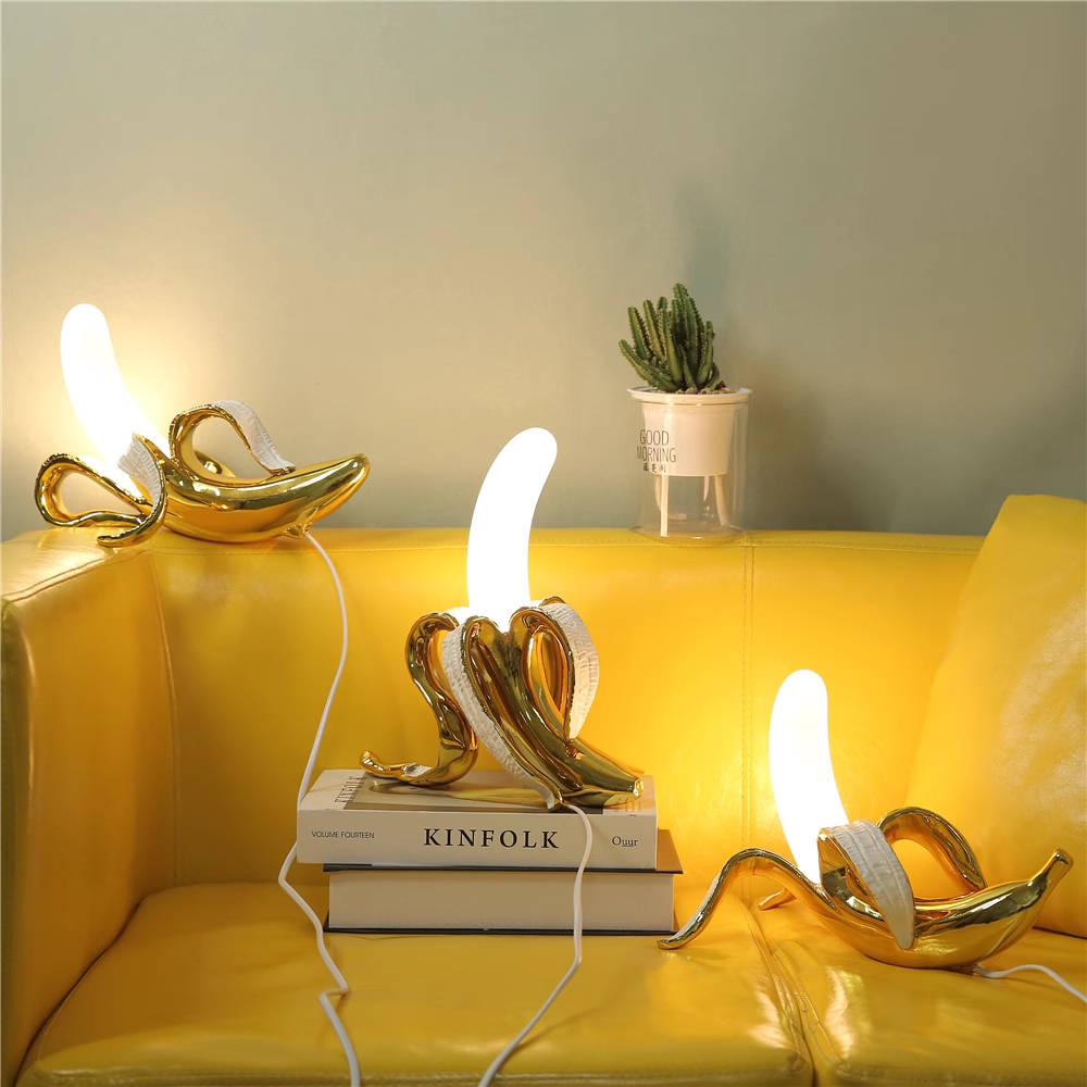 Modern Banana Table Lamp Plating/painting Resin Fruit Desk Lamp Light,Banana Decorations Lights for Office Kid Bedroom Bedside decor lighting Fixtures