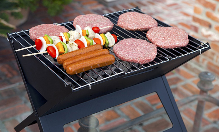 outdoor barbecue grill