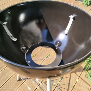 The perfect blend of classic design and superior performance-kettle grill