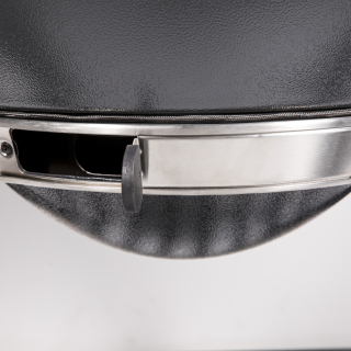 Inheriting the soul of the traditional earth stove with a thousand-year history, it is encased in a 