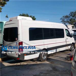 Cargo van roof air conditioner