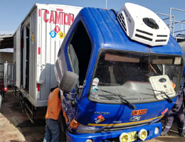 Box truck air conditioner