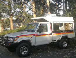 Equipment cab air conditioner