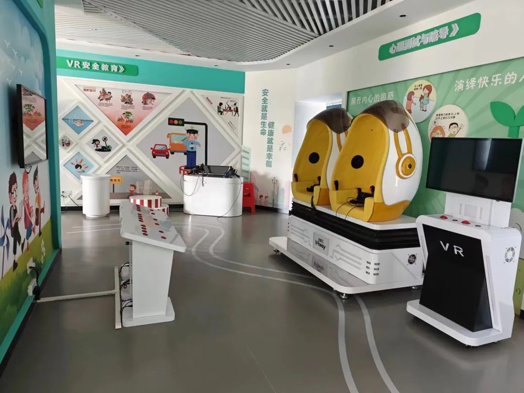 学校饭堂