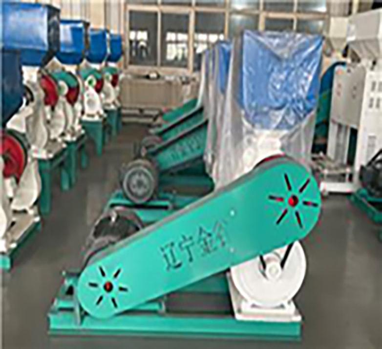 Iron roller pagbabalat machine