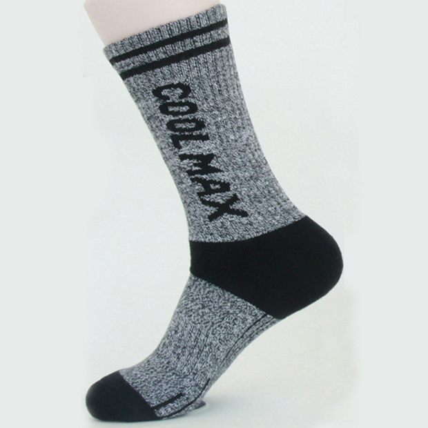 Un buen par de calcetines deportivos debería ser así.