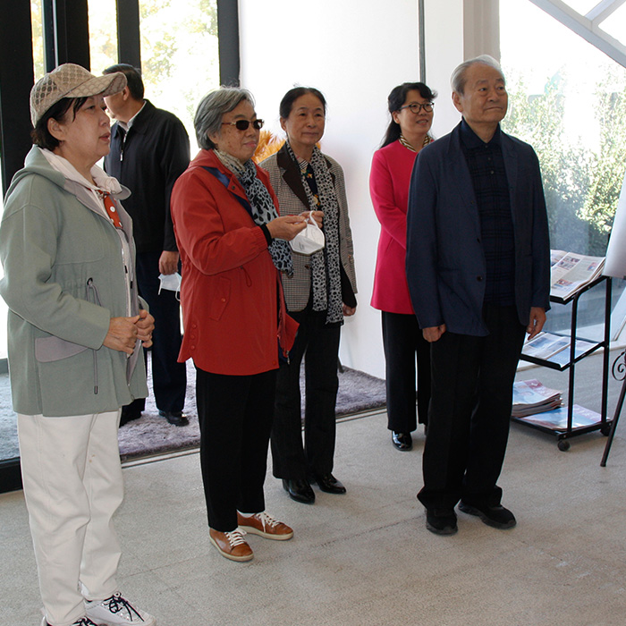 التعاون - زيارة ودليل لمصنع ريشنغ
 للجوارب